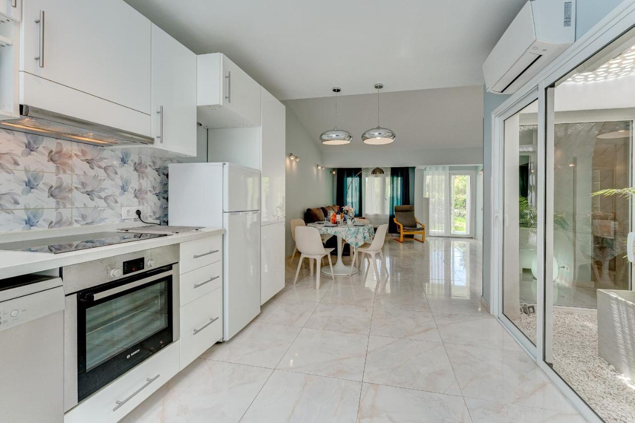 Beautiful Bungalow In Island Village Costa Adeje  Exteriör bild